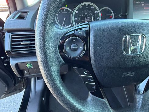 Used 2017 Honda Accord LX image 19