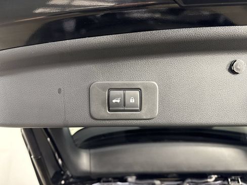 Used 2025 Nissan Murano Platinum AWD/4WD image 35