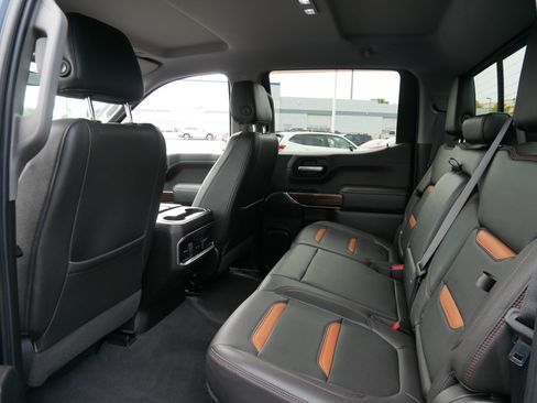 Used 2019 GMC Sierra 1500 Elevation w/ Elevation Value Package AWD/4WD image 23