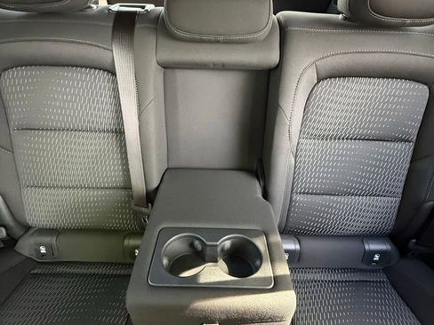 Used 2026 Chevrolet Equinox LT AWD/4WD image 28
