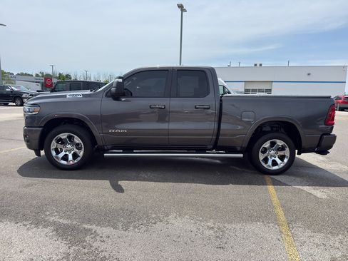Used 2025 RAM 1500 Big Horn AWD/4WD image 6