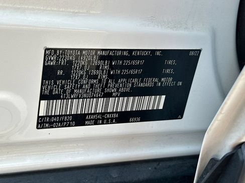 Used 2022 Toyota RAV4 LE AWD/4WD image 27