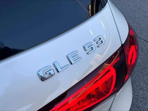 Used 2022 Mercedes-Benz GLE 53 AMG AMG GLE 53 image 31