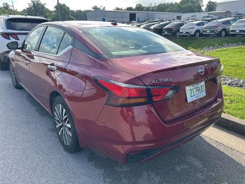 Used 2024 Nissan Altima 2.5 SV FWD image 4