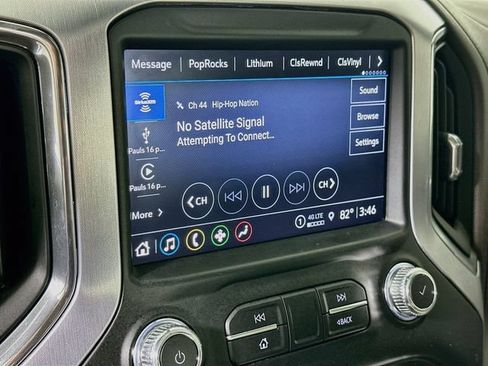 Used 2022 GMC Sierra 1500 SLT w/ SLT Convenience Package AWD/4WD image 18