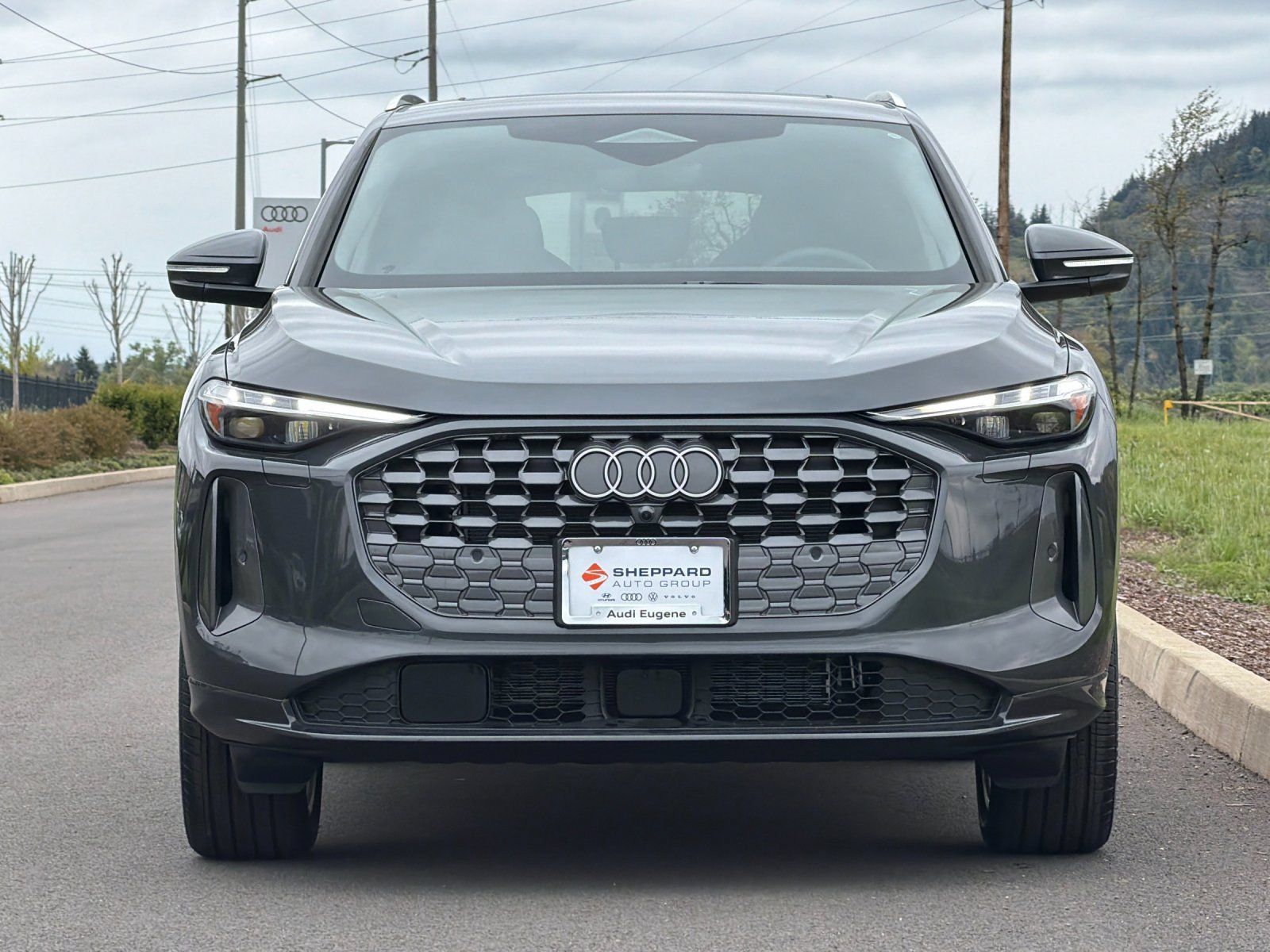 Used 2025 Audi Q5 Premium Plus w/ Premium Plus AWD/4WD image 8