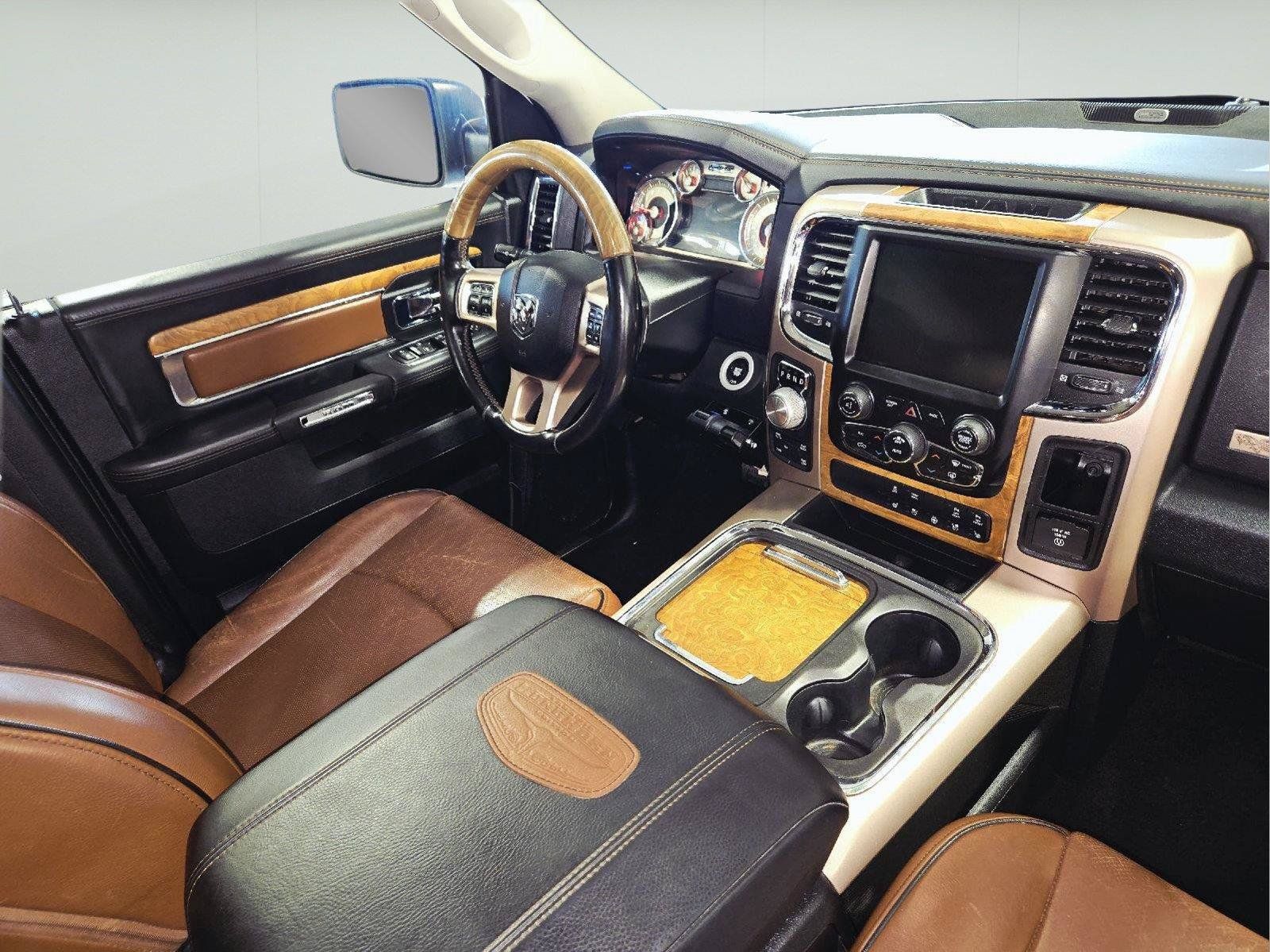 Used 2017 RAM 1500 Laramie Longhorn AWD/4WD image 9