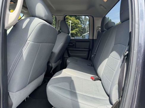 Used 2018 RAM 1500 Express w/ Express Value Package AWD/4WD image 9