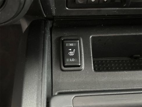 Used 2020 Nissan Titan PRO-4X w/ Pro-4x Convenience Package image 30