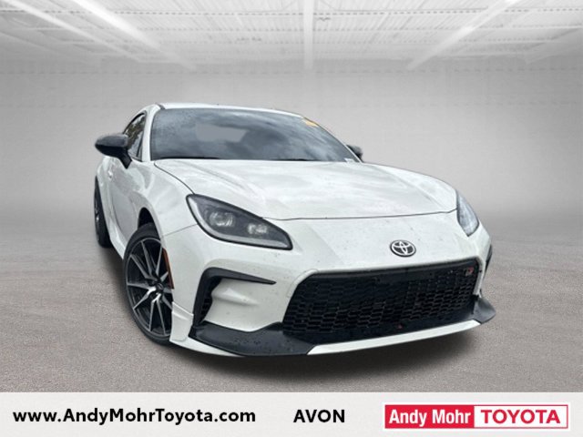 Used 2023 Toyota GR86 w/ ALL Weather Mat Package (TMS) RWD image 3