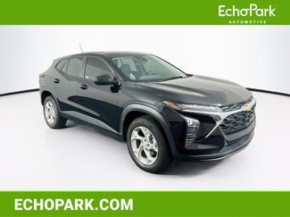Used 2024 Chevrolet Trax LS w/ LS Convenience Package FWD video 1