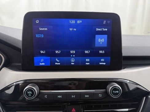 Used 2022 Ford Escape SE w/ SE Sport Appearance Package FWD image 27