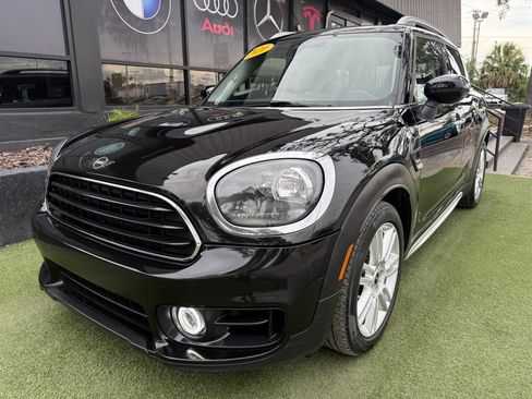 Used 2020 MINI Cooper Countryman FWD image 1