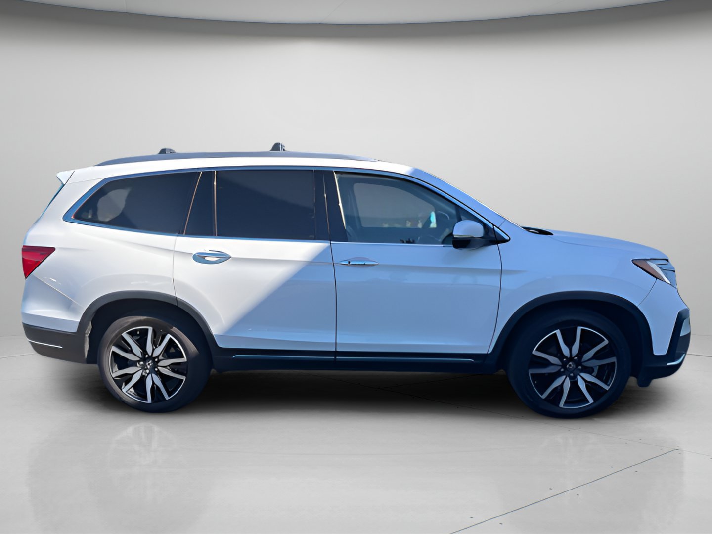 Used 2020 Honda Pilot Touring image 6