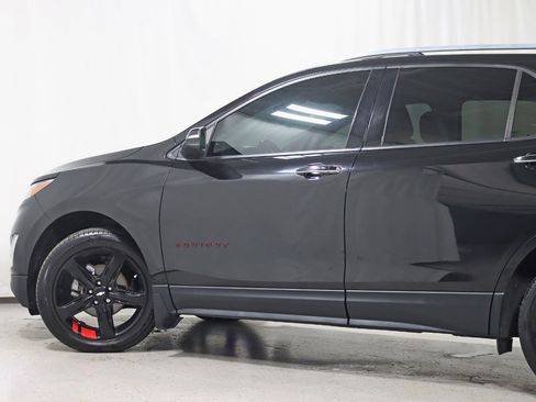 Used 2021 Chevrolet Equinox Premier w/ Redline Edition image 11