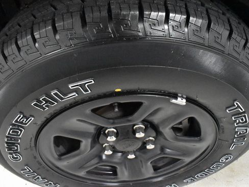 Used 2022 Jeep Gladiator Sport w/ Trailer Tow Package image 9