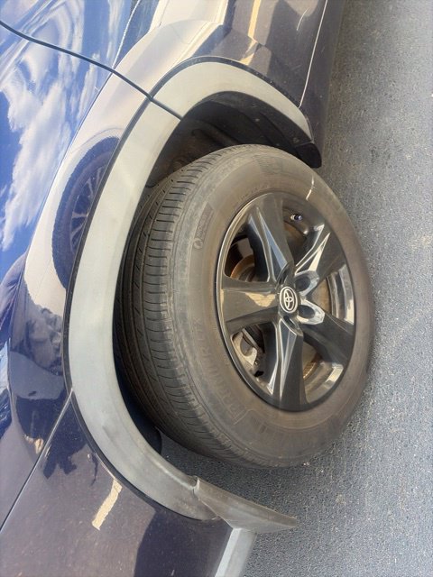 Used 2022 Toyota Highlander LE AWD/4WD image 15
