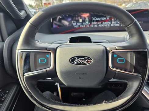 New 2025 Ford Expedition Max Platinum w/ Stealth Performance Package image 16