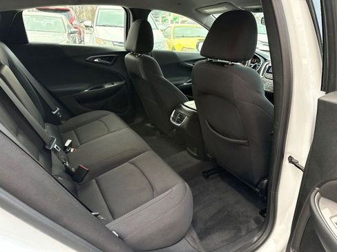 Used 2024 Chevrolet Malibu LT image 20
