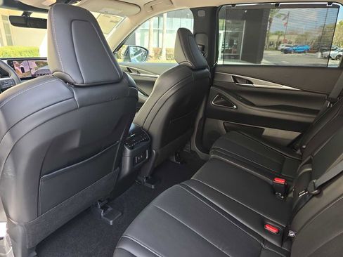 Certified 2026 INFINITI QX60 Luxe w/ Cargo Package image 14