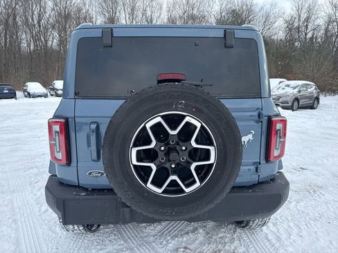 Used 2025 Ford Bronco Outer Banks image 9