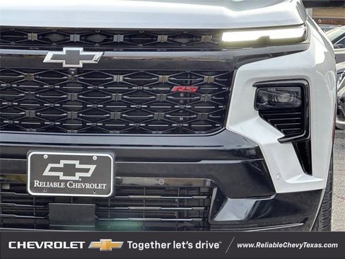 Certified 2024 Chevrolet Traverse RS w/ LPO, Floor Liner Package image 9