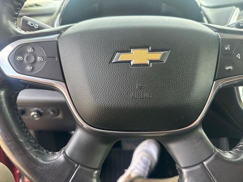 Used 2018 Chevrolet Traverse RS FWD image 14