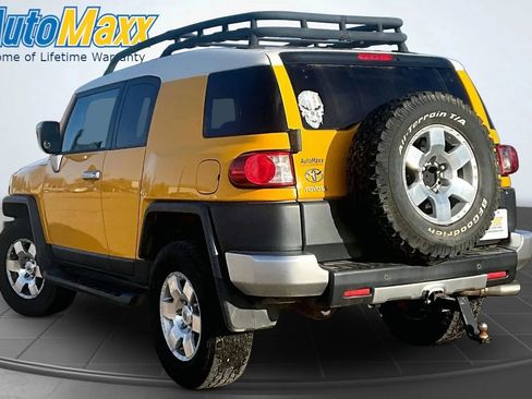 Used 2007 Toyota FJ Cruiser 4WD image 4