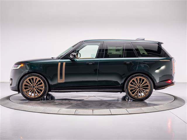 New 2026 Land Rover Range Rover Autobiography AWD/4WD image 2