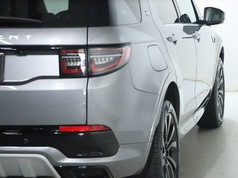Used 2025 Land Rover Discovery Sport S AWD/4WD image 8