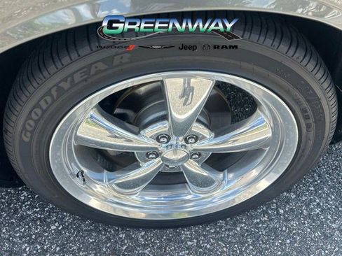 Used 2009 Dodge Challenger R/T RWD image 8