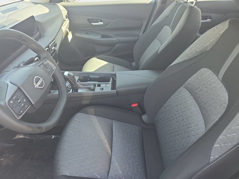 New 2026 Nissan Sentra SV w/ SV Convenience Package FWD image 15