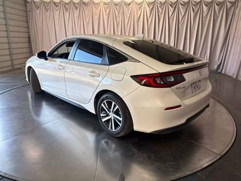 Used 2024 Honda Civic LX image 7