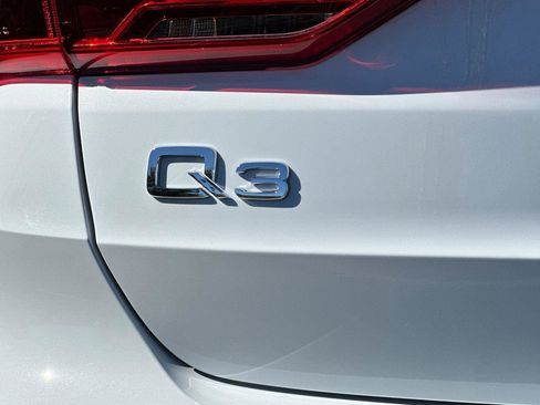 New 2025 Audi Q3 2.0T Premium Plus image 25