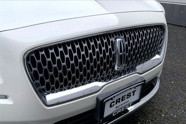 Used 2021 Lincoln Nautilus Reserve w/ Equipment Group 202A AWD/4WD image 30