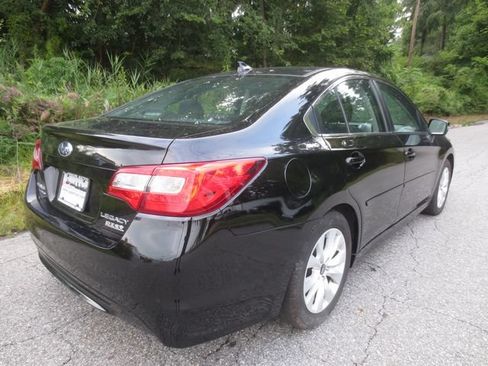 Used 2016 Subaru Legacy 2.5i Premium AWD/4WD image 4
