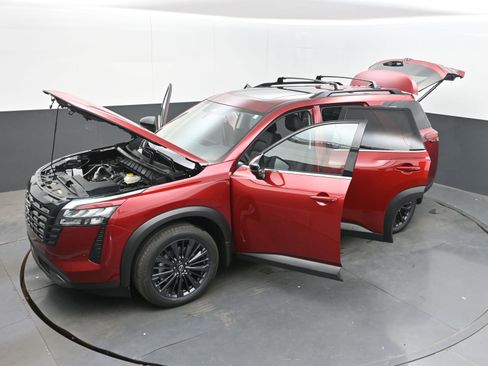 New 2026 Nissan Pathfinder SL AWD/4WD image 46