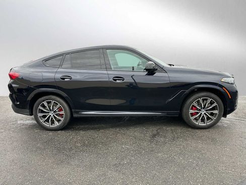 Used 2025 BMW X6 M60i image 8