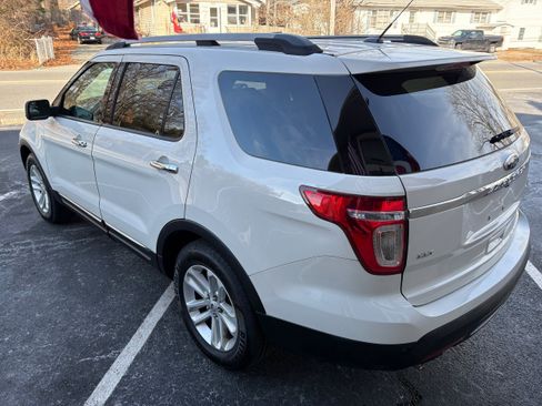 Used 2012 Ford Explorer XLT image 7