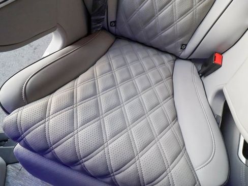 Used 2022 Mercedes-Benz Metris Passenger image 67