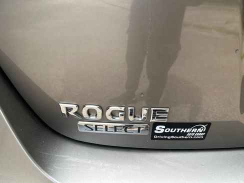 Used 2015 Nissan Rogue S w/ Convenience Package FWD image 10