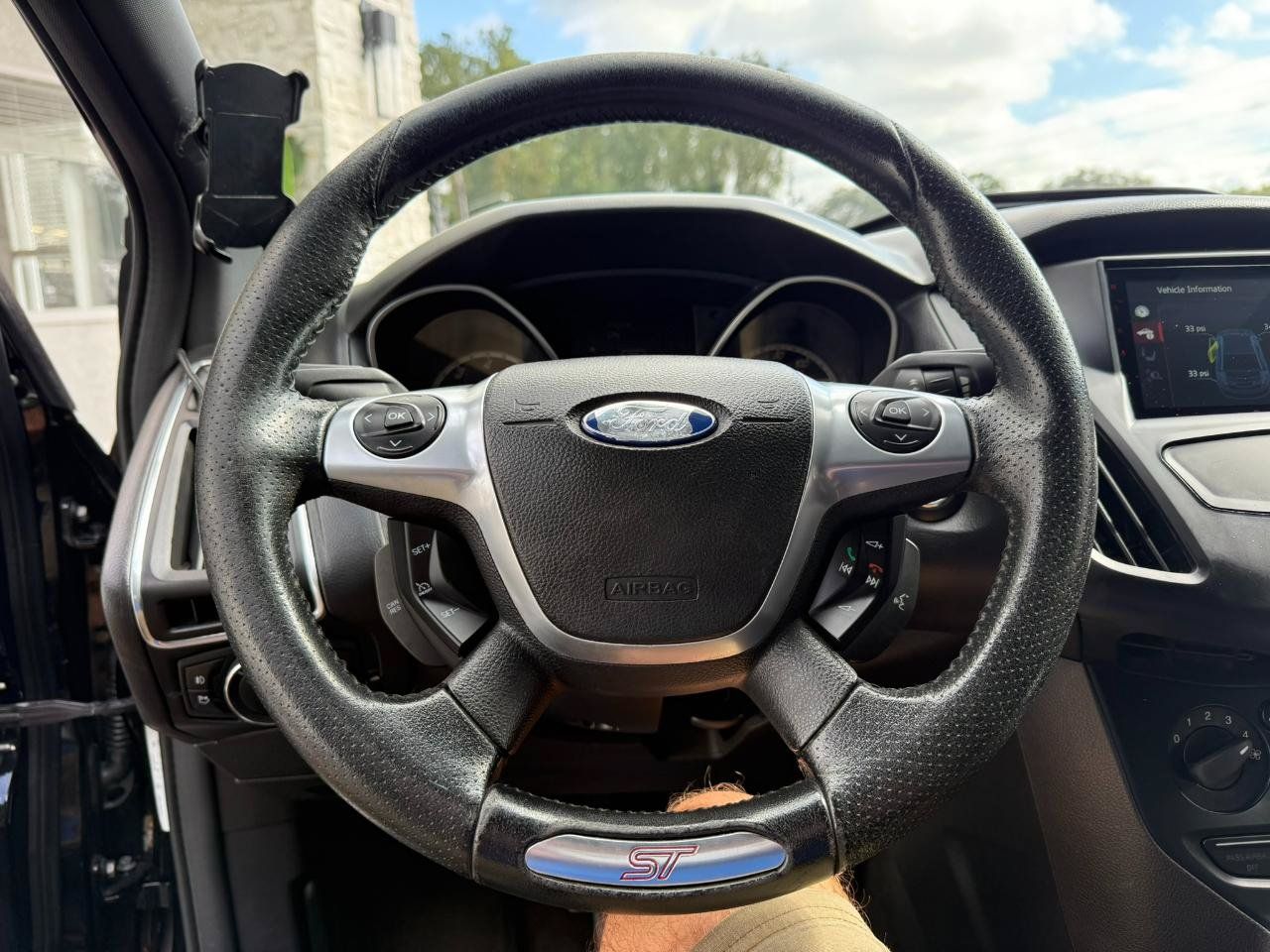 Used 2013 Ford Focus ST FWD image 29