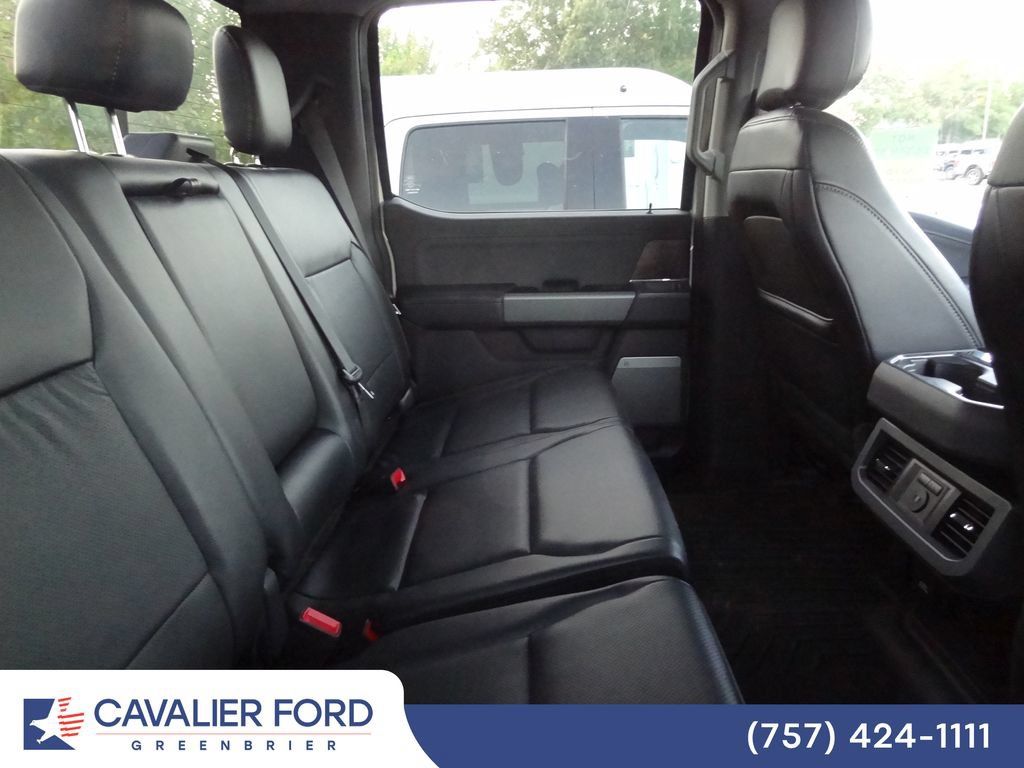 Used 2024 Ford F350 Lariat w/ Lariat Ultimate Package AWD/4WD image 12