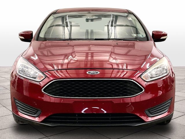 Used 2017 Ford Focus SE FWD image 4