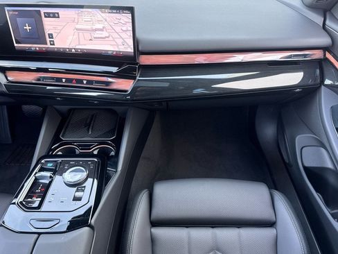 Used 2026 BMW i5 eDrive40 image 29