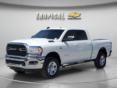 Used 2022 RAM 2500 Big Horn w/ Cold Weather Group AWD/4WD image 1