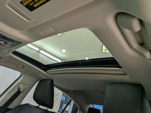 Certified 2021 Lexus ES 250 w/ Premium Package AWD/4WD image 16