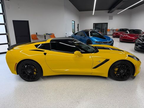 Used 2014 Chevrolet Corvette Stingray Coupe RWD image 18