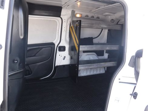 Used 2021 RAM ProMaster City Tradesman FWD image 11