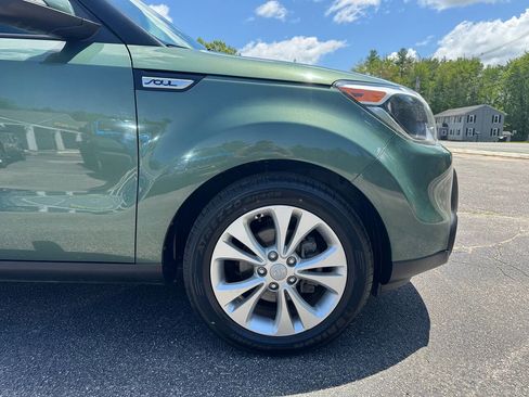 Used 2014 Kia Soul + w/ Audio Package FWD image 10